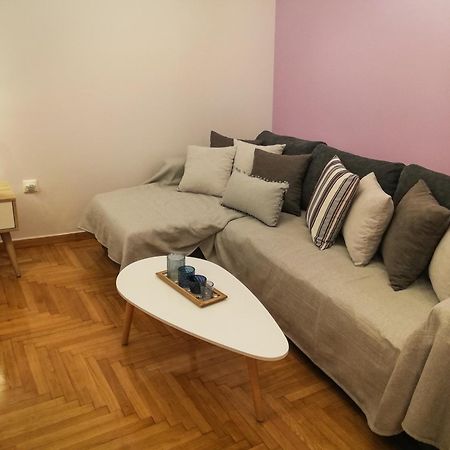 Stylish Modern Studio In The Heart Of אתונה מראה חיצוני תמונה