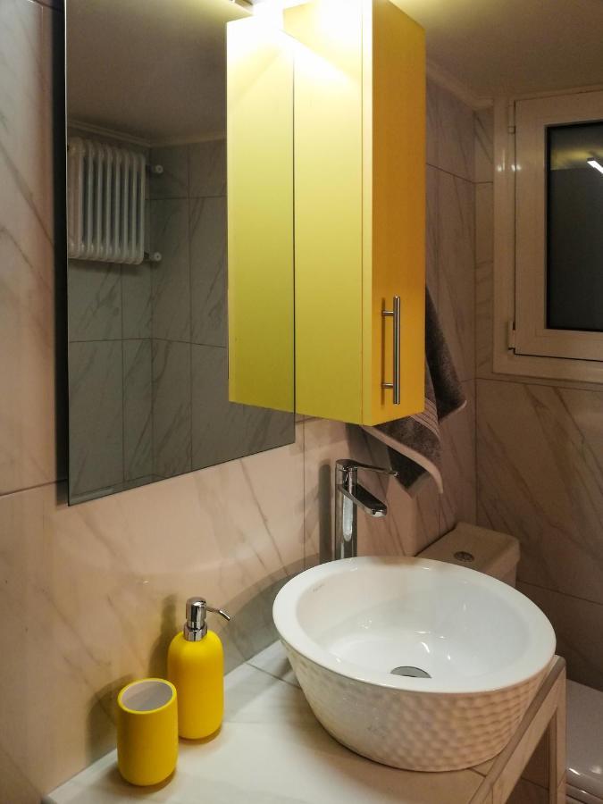 Stylish Modern Studio In The Heart Of אתונה מראה חיצוני תמונה