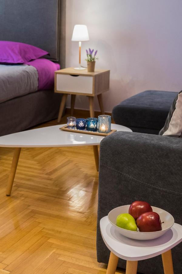 Stylish Modern Studio In The Heart Of אתונה מראה חיצוני תמונה